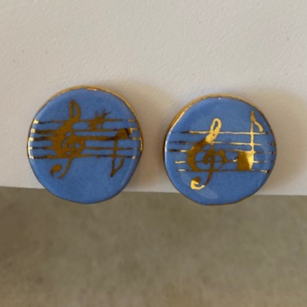 Vintage Enamel Light Blue Gold Painted Music Note Clip On Earrings